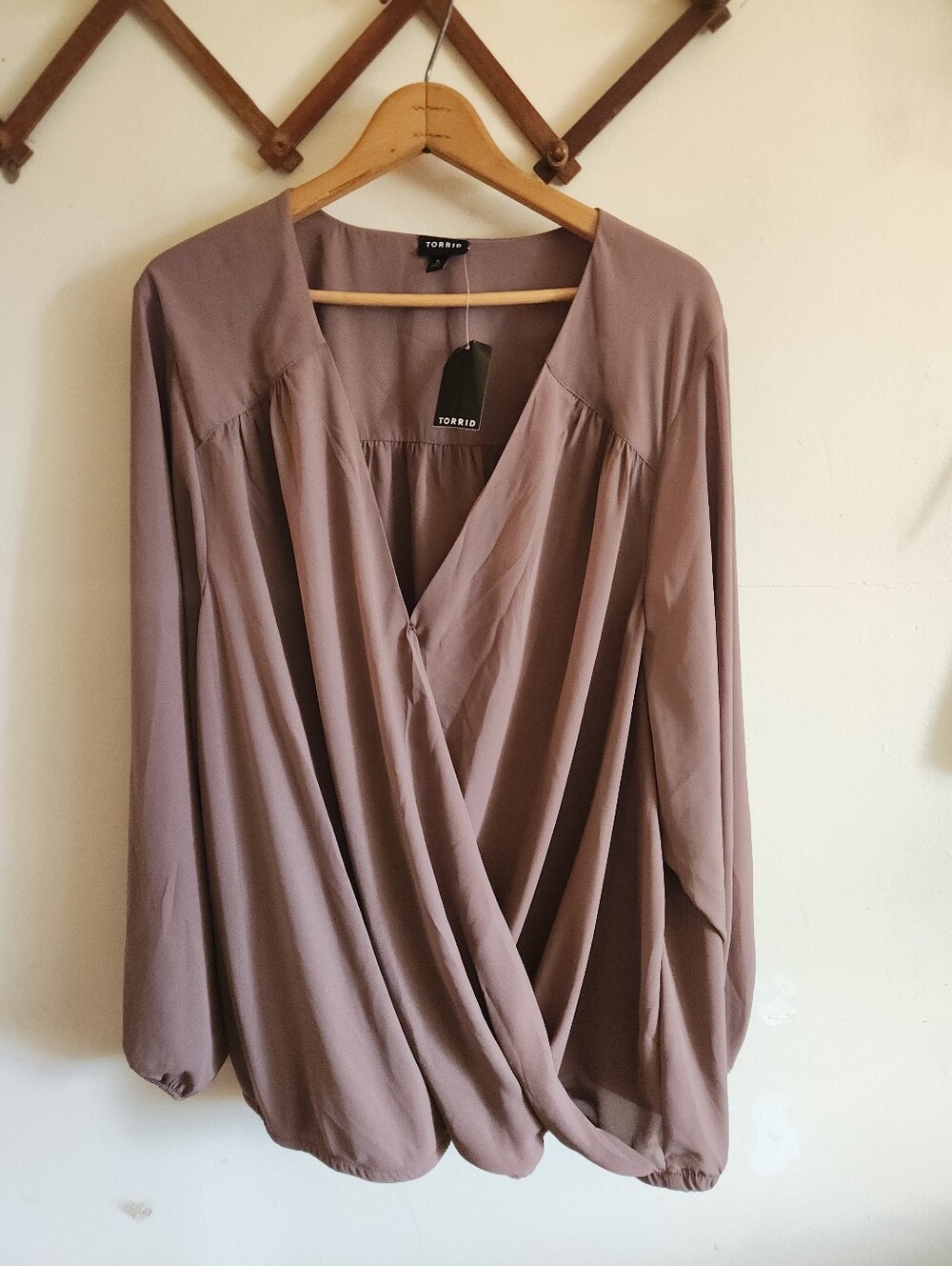 Nwt Torrid Mauve Taupe Faux Wrap Blouse Long Sleeve Semi Sheer 5x